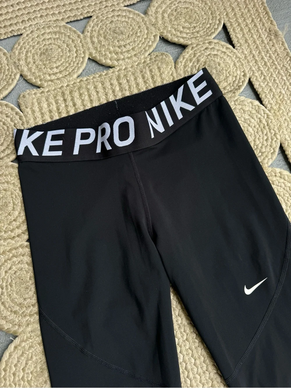 Nike Pro Black Dri-Fit Leggings Mesh Panels Wide Waistband M